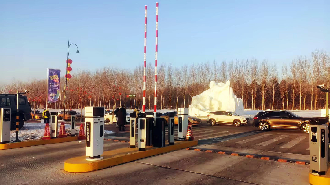 “爾濱”強勢出圈，科拓智慧停車助力多個景區(qū)迎接“八方來客”